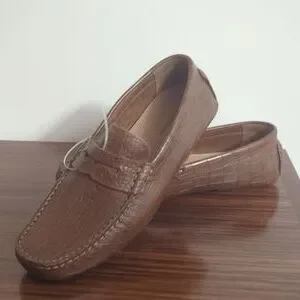 Donald J. Pliner | Shoes | New Donald Pliner Walnut Embossed  display picture 3